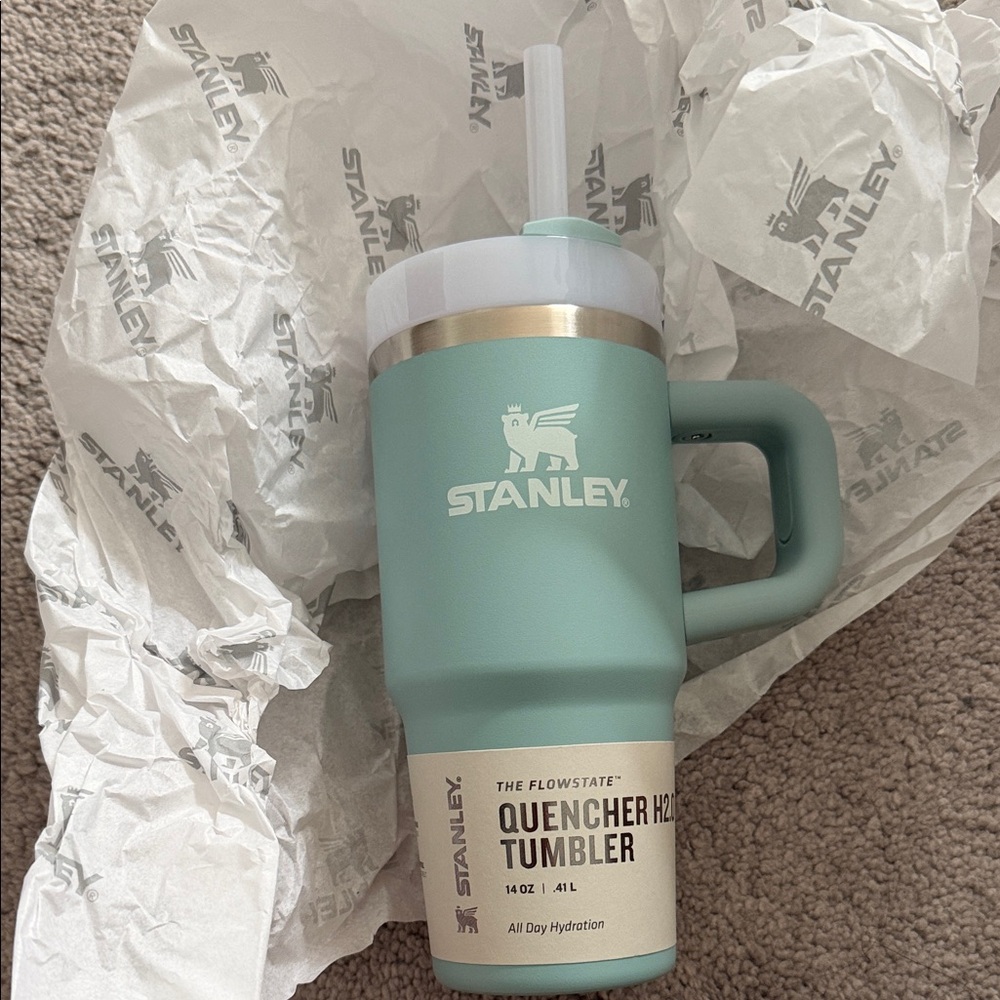 Stanley Sage Green Insulated Handle Tumbler with Straw Lid 14oz